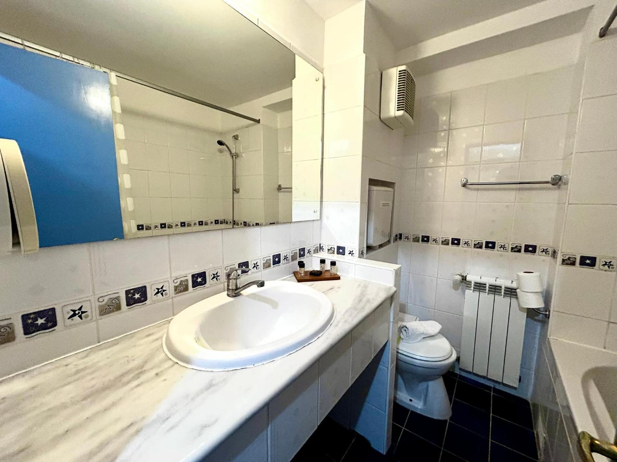 Briza Boutique Hotel מאמאיה מראה חיצוני תמונה